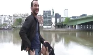 حلق ويليام، العربدة  ...